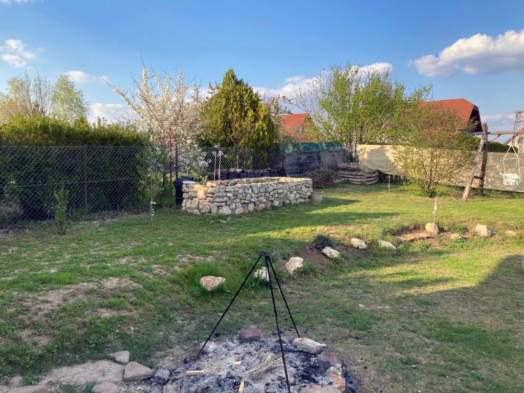 Karádi apartman Zánka Exterior foto